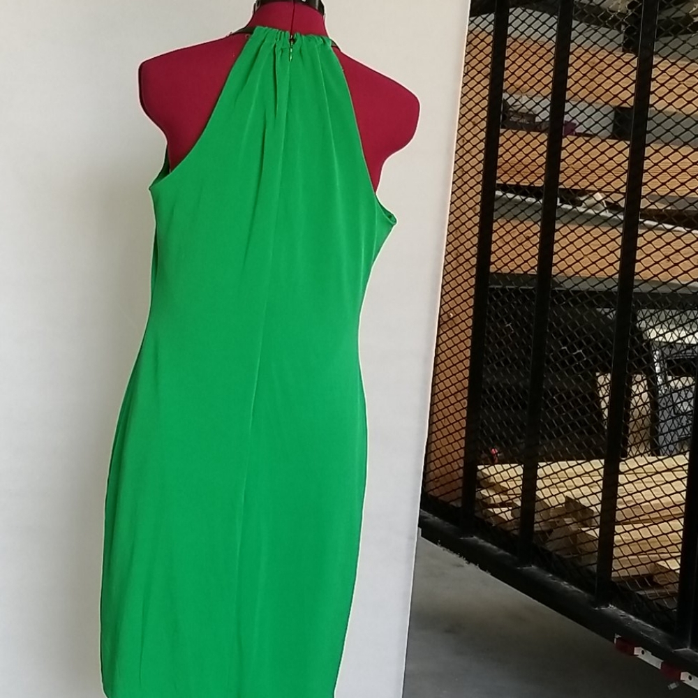 Dress - Picture 4 of 4